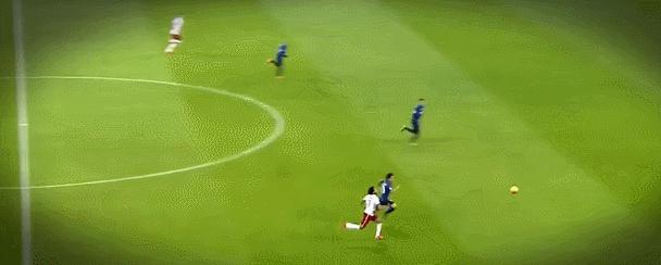 经典足球搞笑图,足球经典gif