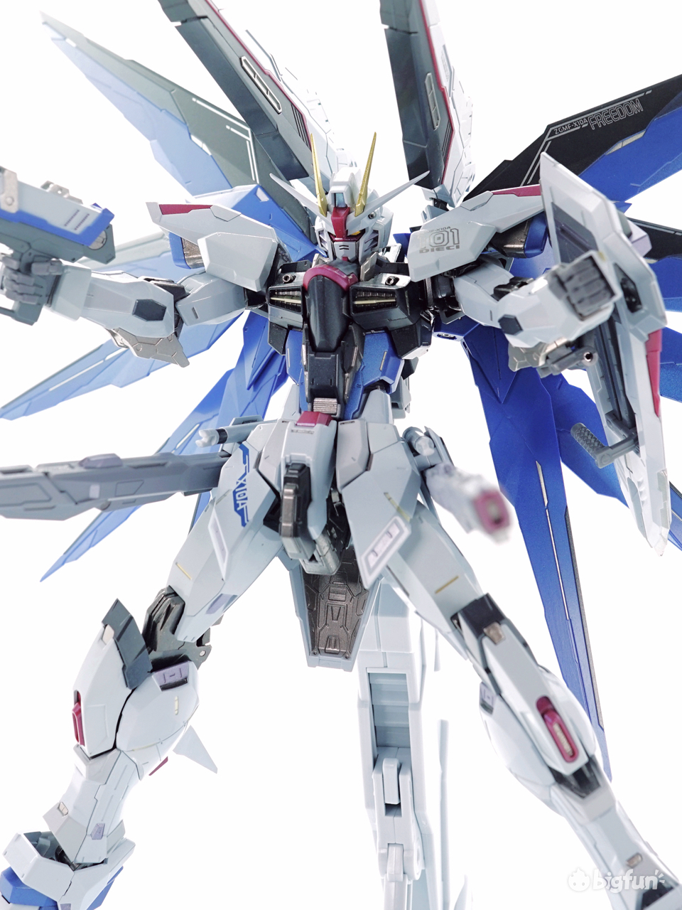 mb自由高达模型2.0,盗版自由2.0高达模型测评