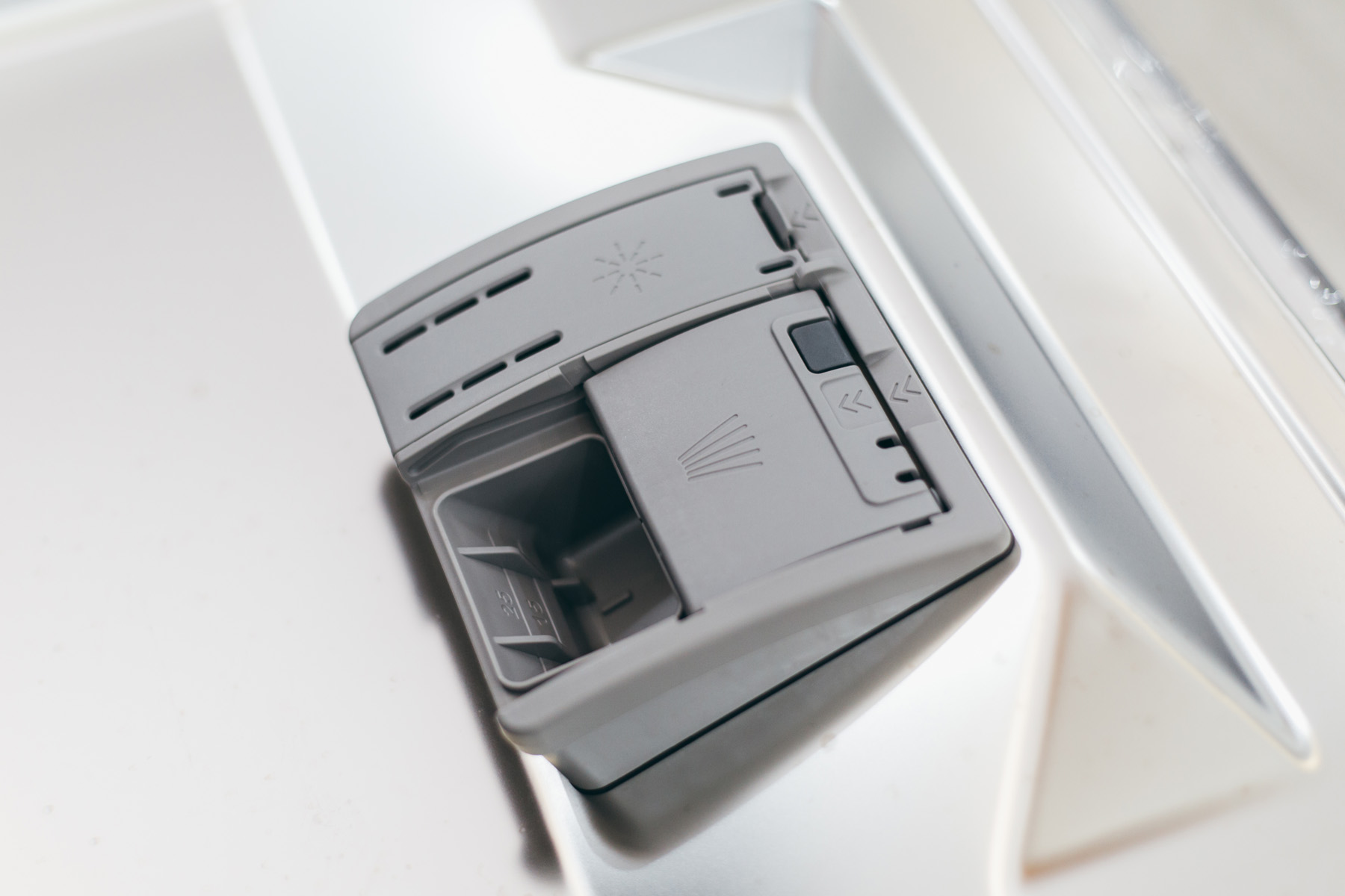 西门子嵌入式洗碗机怎么样拆装,嵌入式西门子洗碗机安装效果