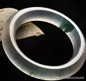 怎么辨别翡翠手镯好坏图解,翡翠手镯好坏最简单方法