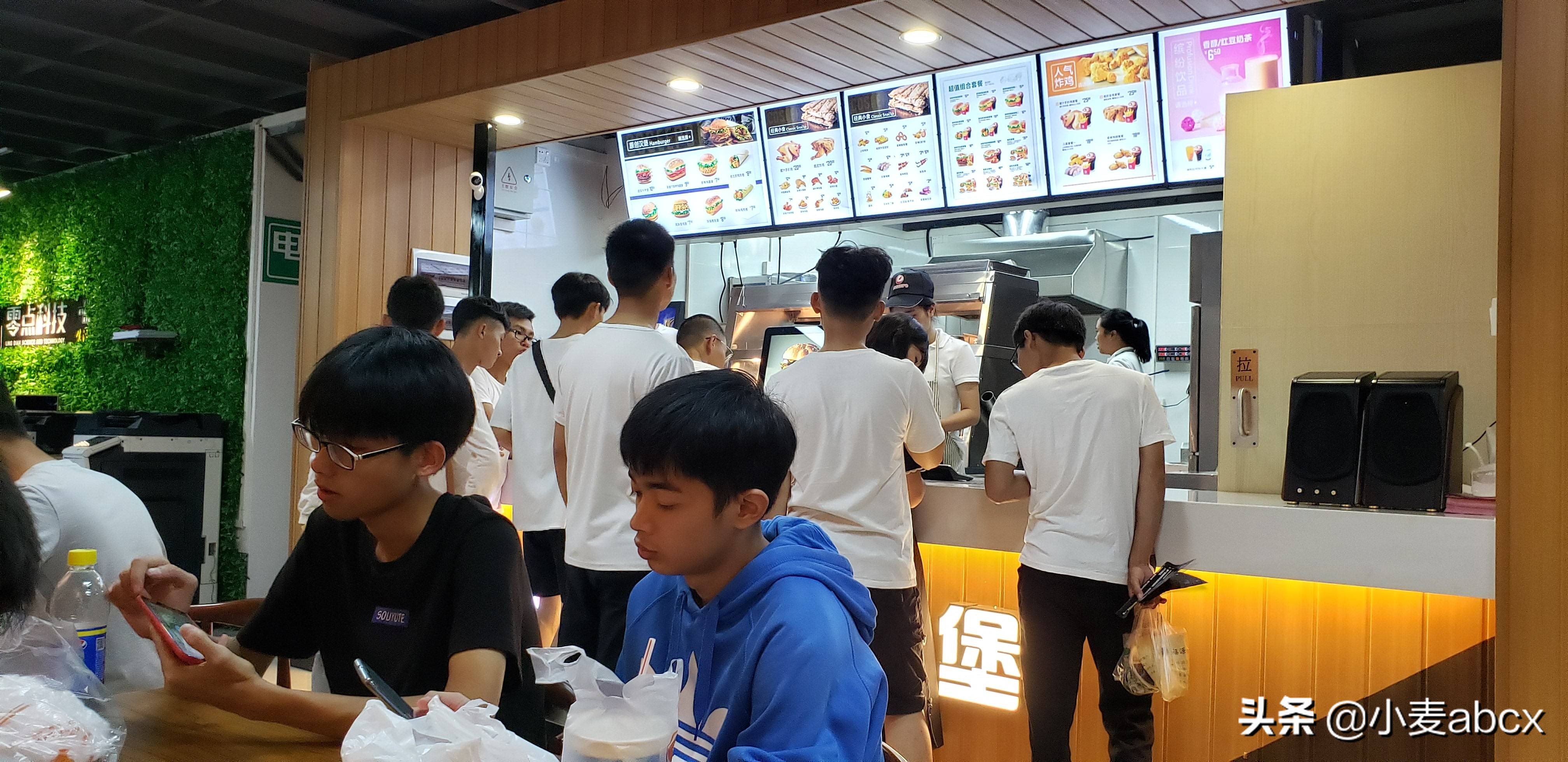 汉堡店现在前景如何,如何让汉堡店的生意变火爆起来