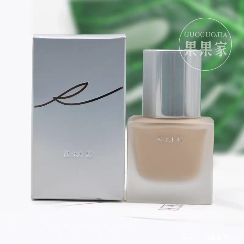 粉底液的护肤方法,雅诗兰黛粉底液适合油皮还是干皮