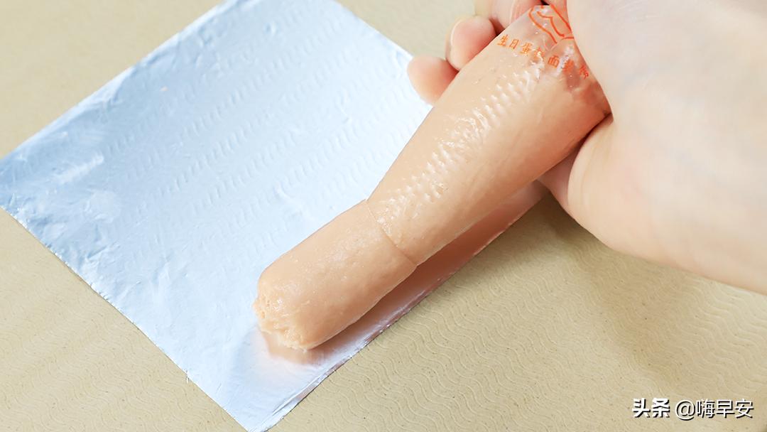 怎么自制纯肉烤肠,自制烤肠肉味十足吃着还放心