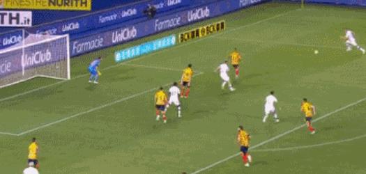 意甲ac米兰击败维罗纳,意甲AC米兰逆转卡利亚里