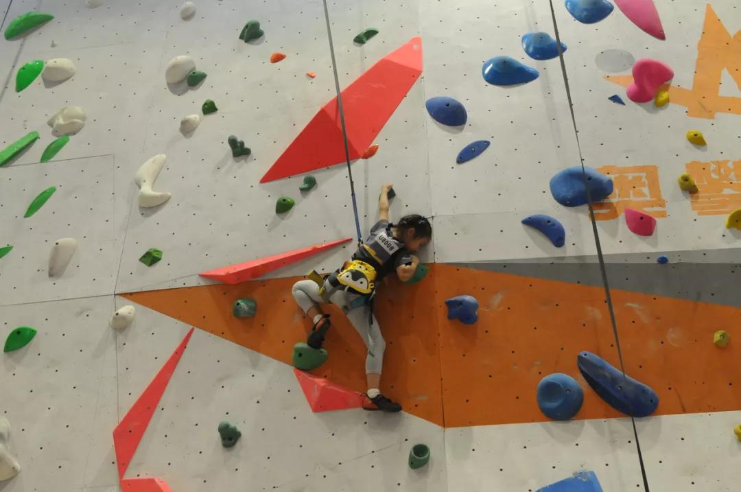 体育培训场地合作,体育运动场培训