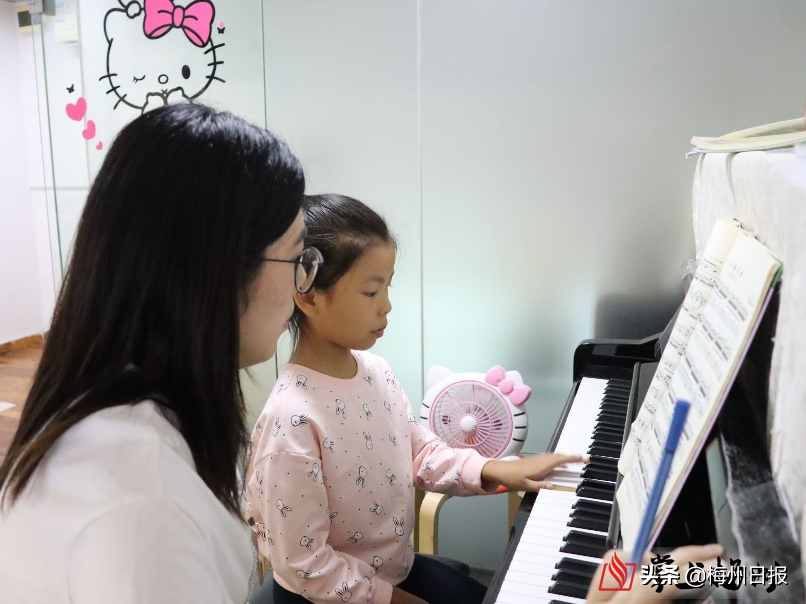 梅州市少儿舞蹈练习日常,琴棋书画儿童活动