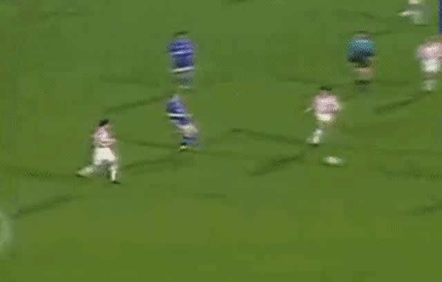 阿根廷战神巴蒂斯图塔戴金牌,巴蒂斯图塔十大巅峰之作