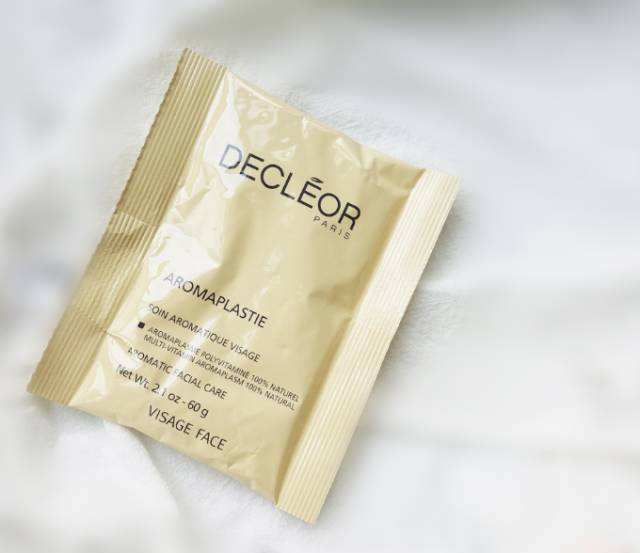 一下变年轻的神奇面膜,死海神奇黑泥面膜