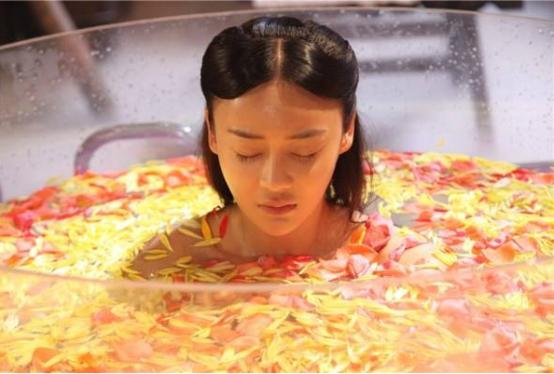 祸从口出，被黑过“滚出娱乐圈”的袁姗姗什么时候才能长点心？