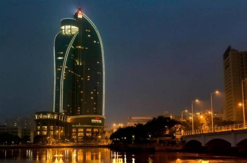 厦门世贸大厦双子塔视觉震撼,厦门十大大厦