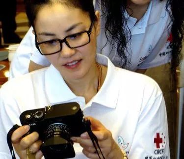 为什么这么多人捧华为,为什么那么多人喜欢徕卡