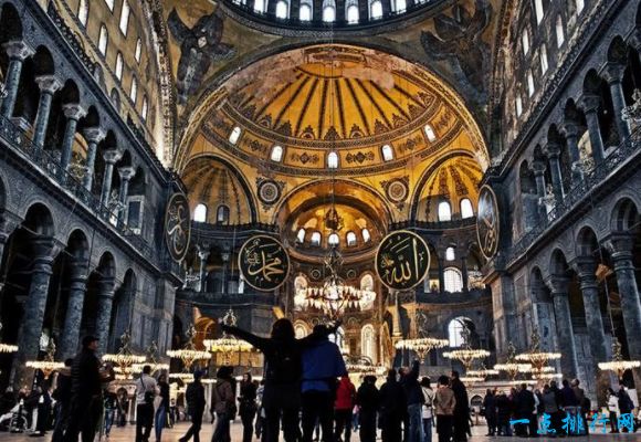 全球十大最美的建筑，每一处都让人浏览往返，值得你去
