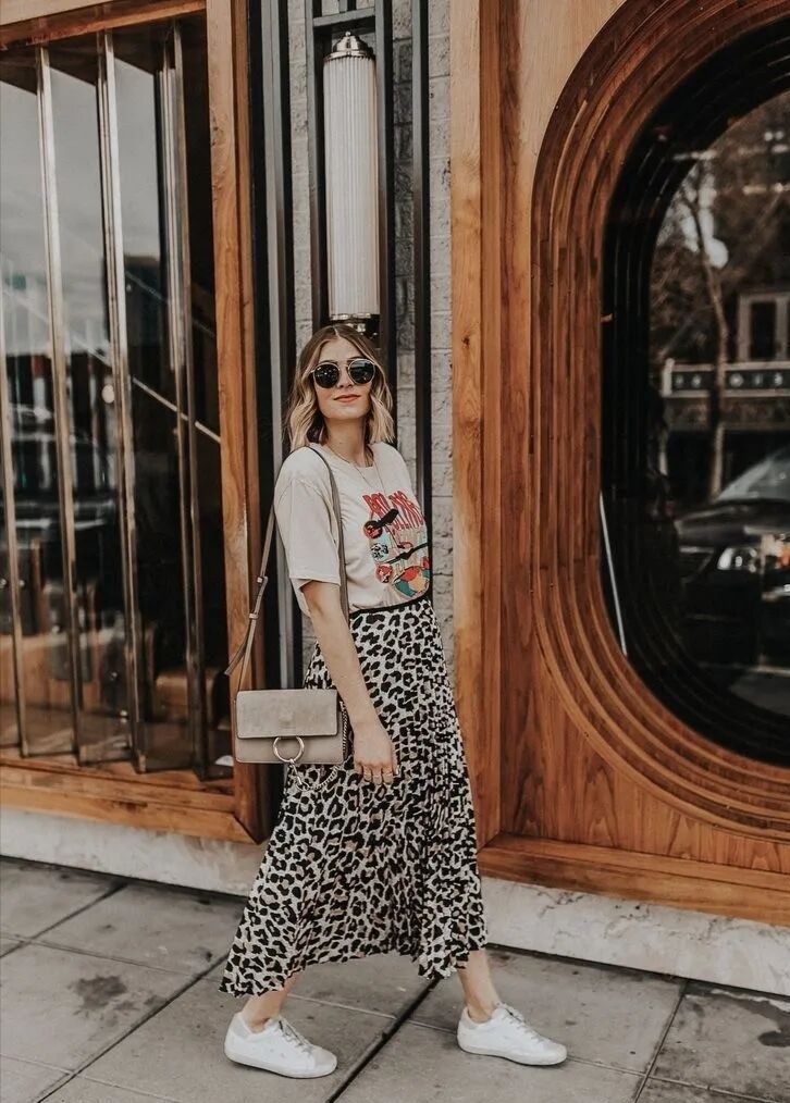 帆布鞋最潮流的搭配方式,经典的帆布鞋这样搭配最舒服