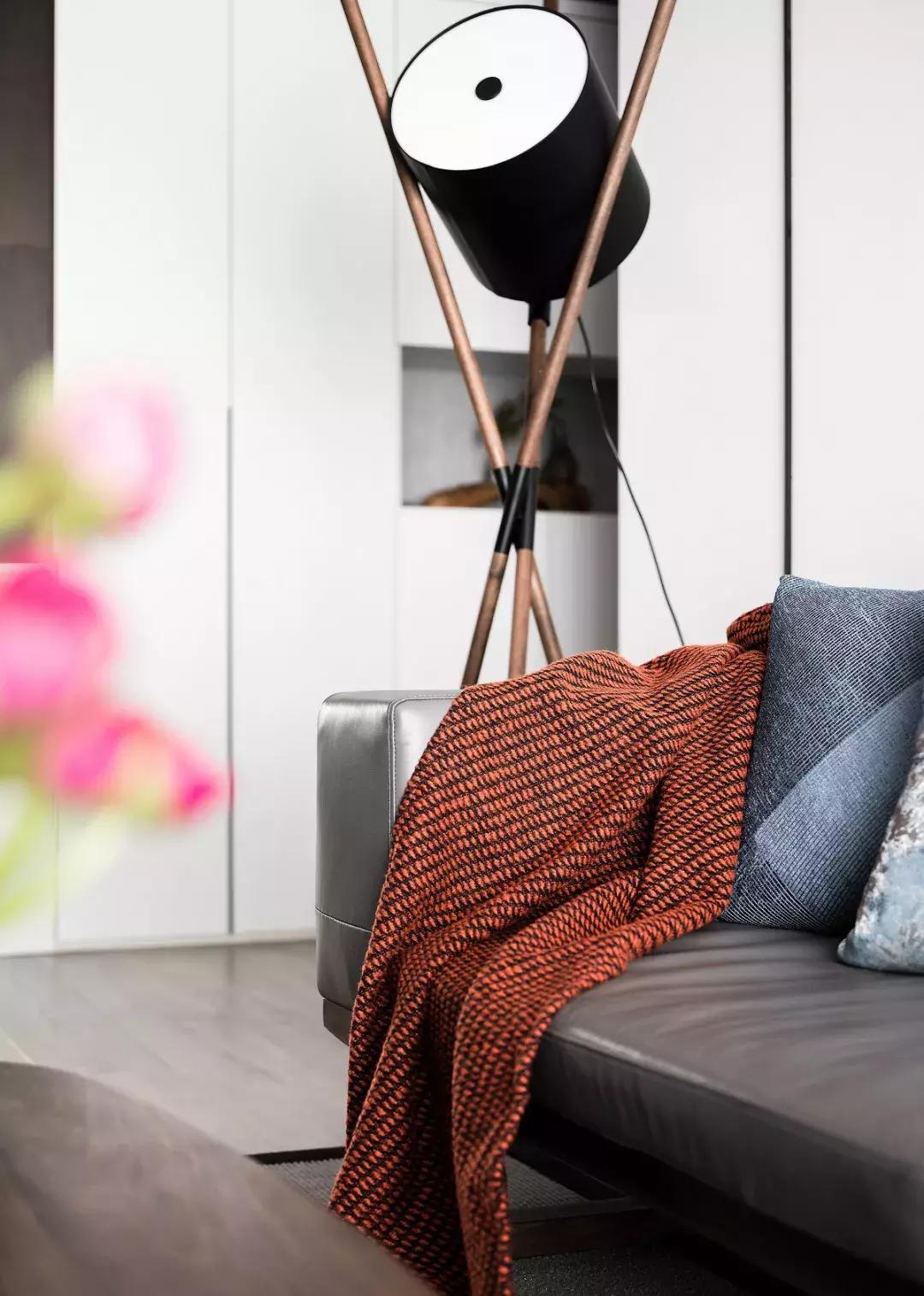 高级灰轻奢新中式装修风格,2021140平米轻奢新中式装修风格