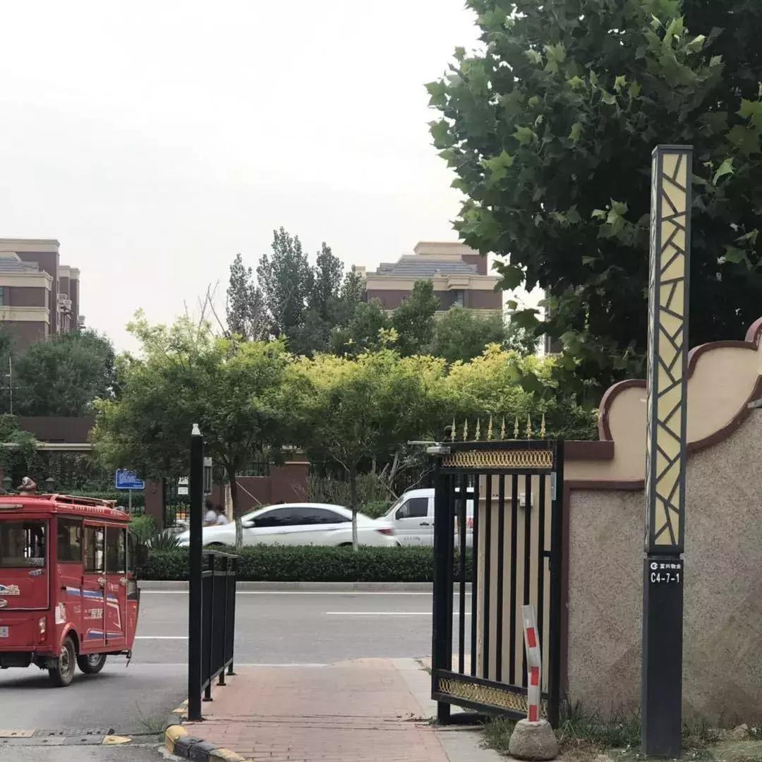 天津市大妈买菜,小区买菜大妈