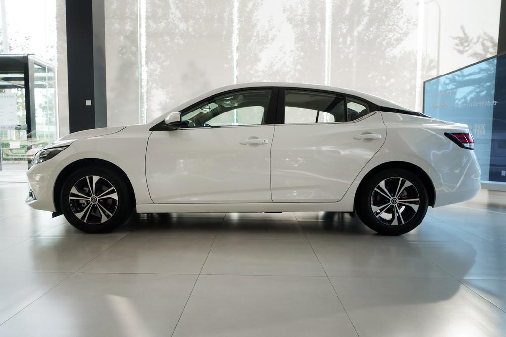 日产轩逸2010款卖了大概多少钱,2013年的日产轩逸能卖多少钱一台