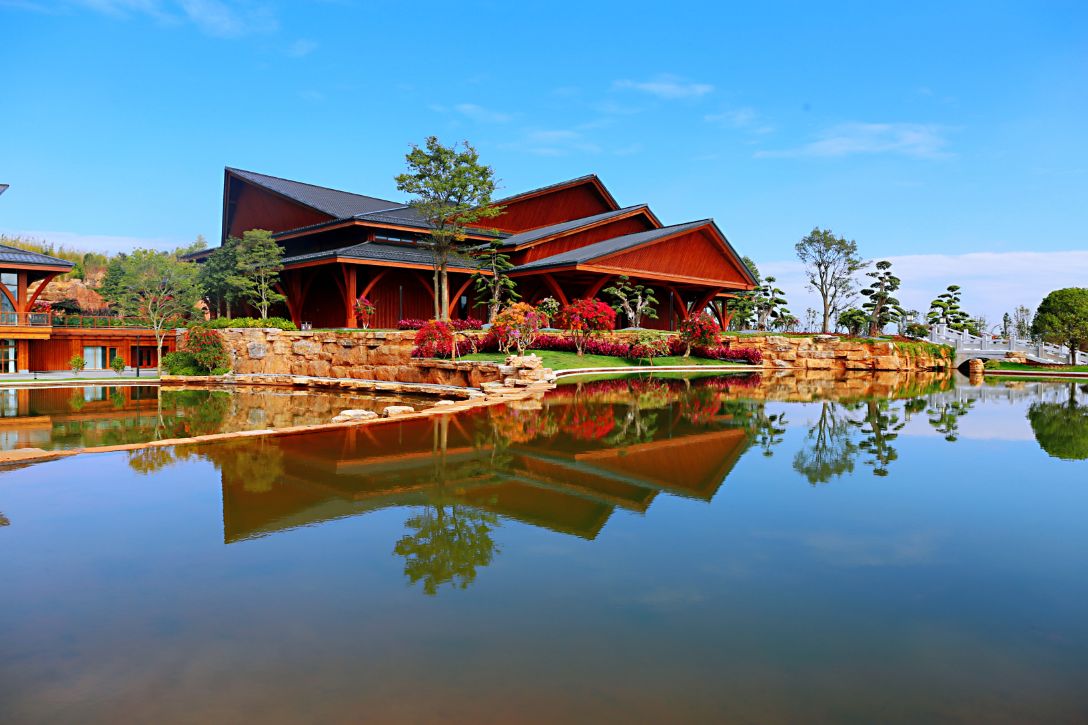 弥勒太平湖森林木屋酒店团购直播,弥勒太平湖森林木屋酒店有温泉