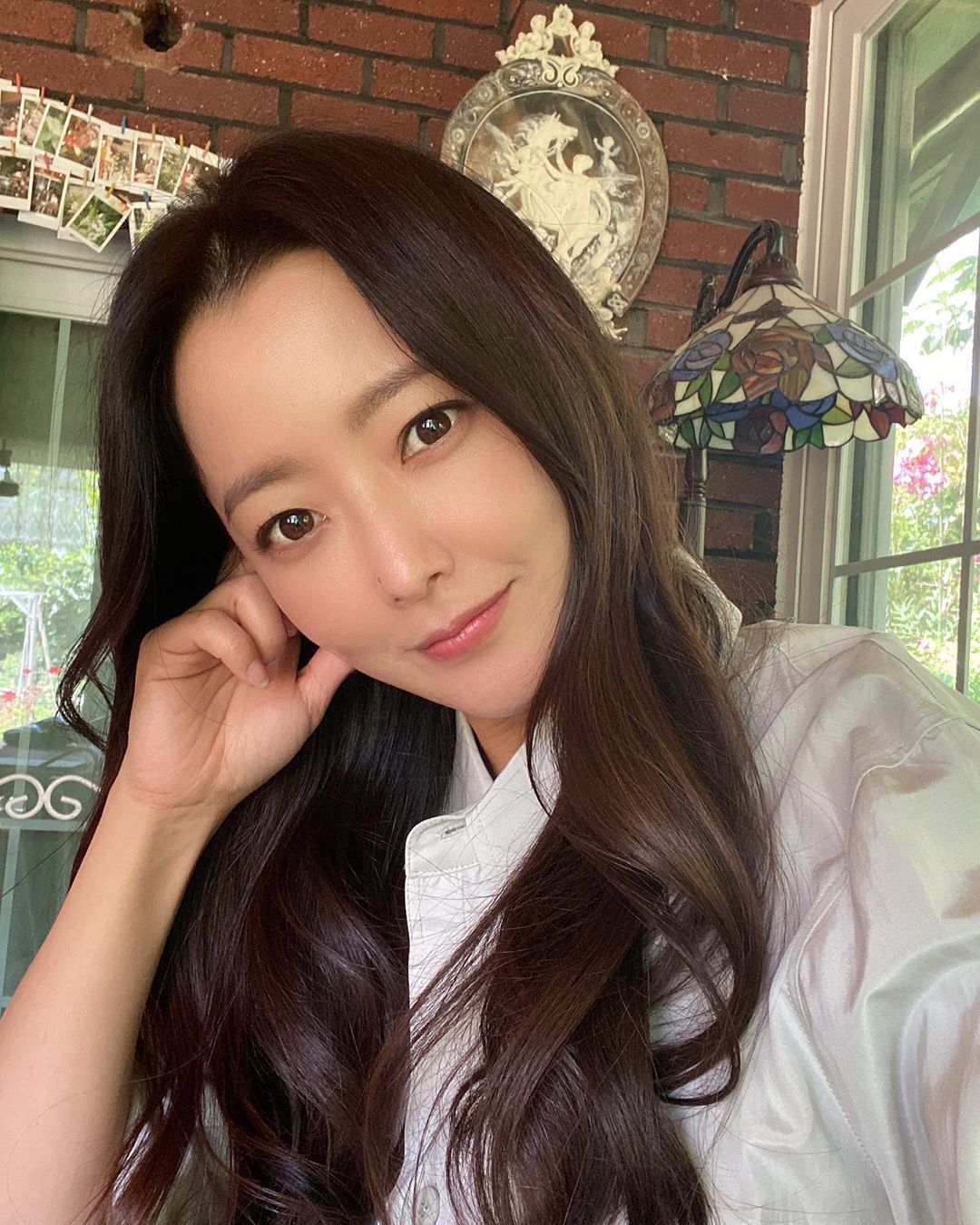 43岁豪门阔太金喜善晒近照,金喜善颜值巅峰出席活动