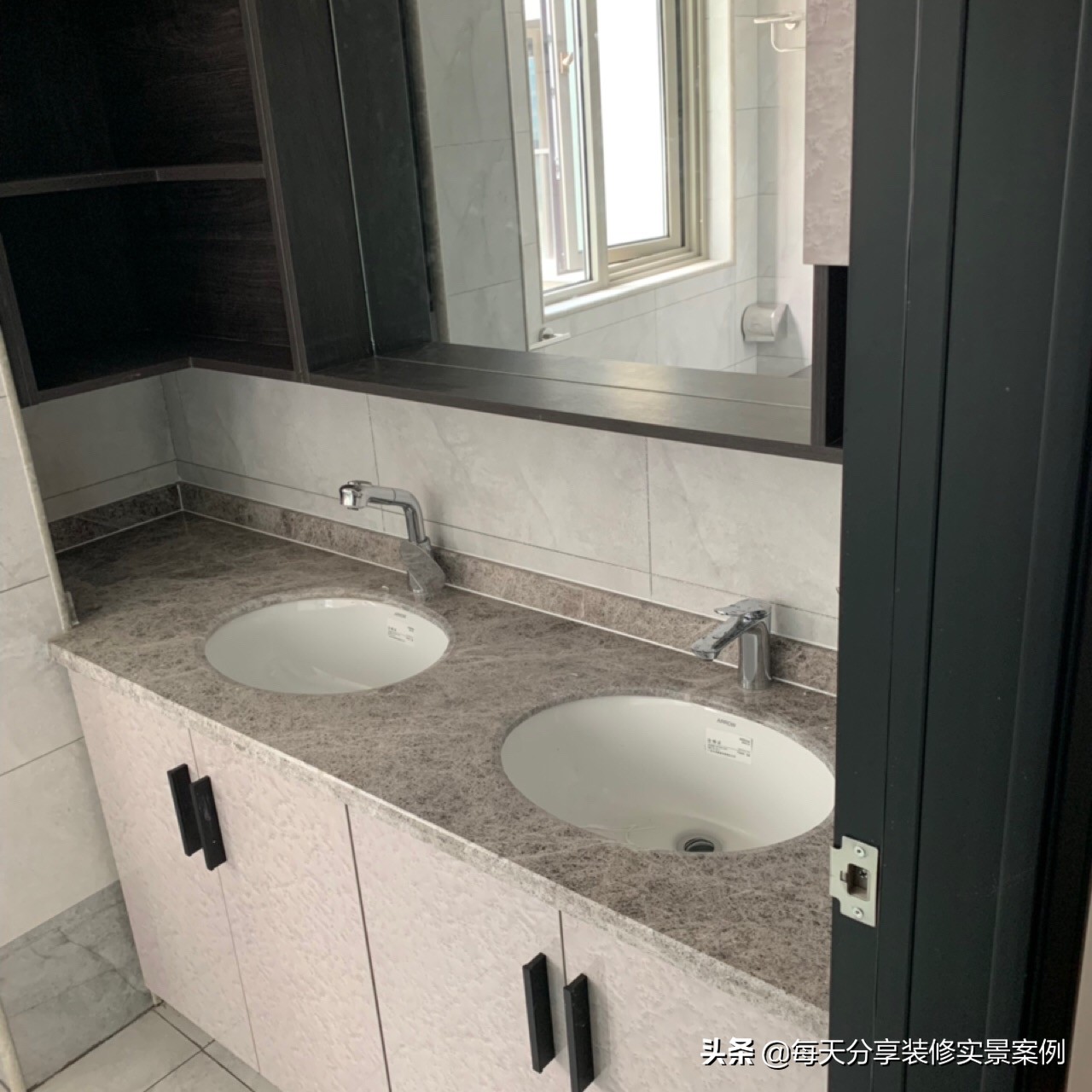 怎么才能把家装好看,黑白灰现代简约风格全屋搭配