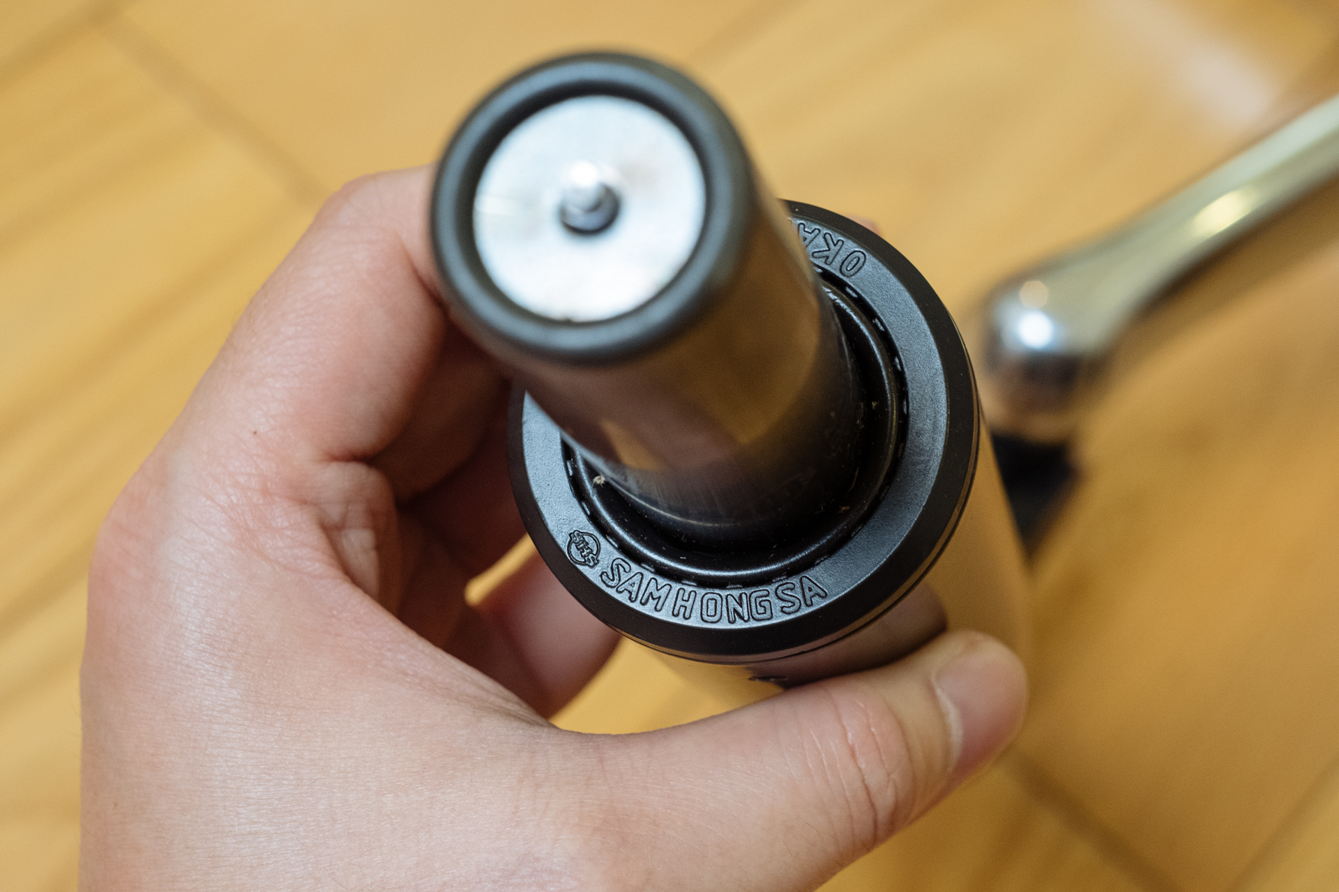 冈村电脑椅测评,冈村contessa一代和二代