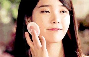 同样的粉底液，为什么你用了就搓泥？遇到搓泥试试这几招