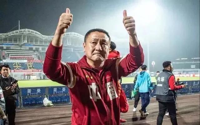 马明宇左脚还是右脚,马明宇左脚