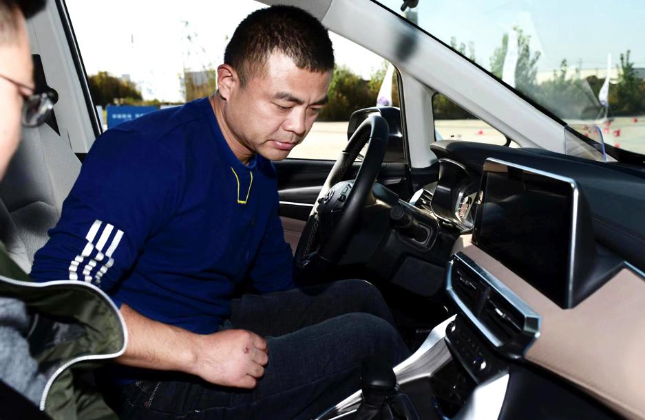 上汽大通g50这车怎样,上汽大通g50试驾视频手动挡