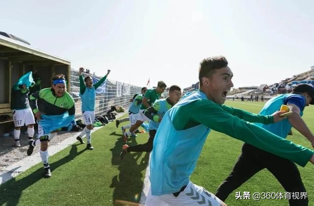 格陵兰全国足球联赛,格陵兰足球场