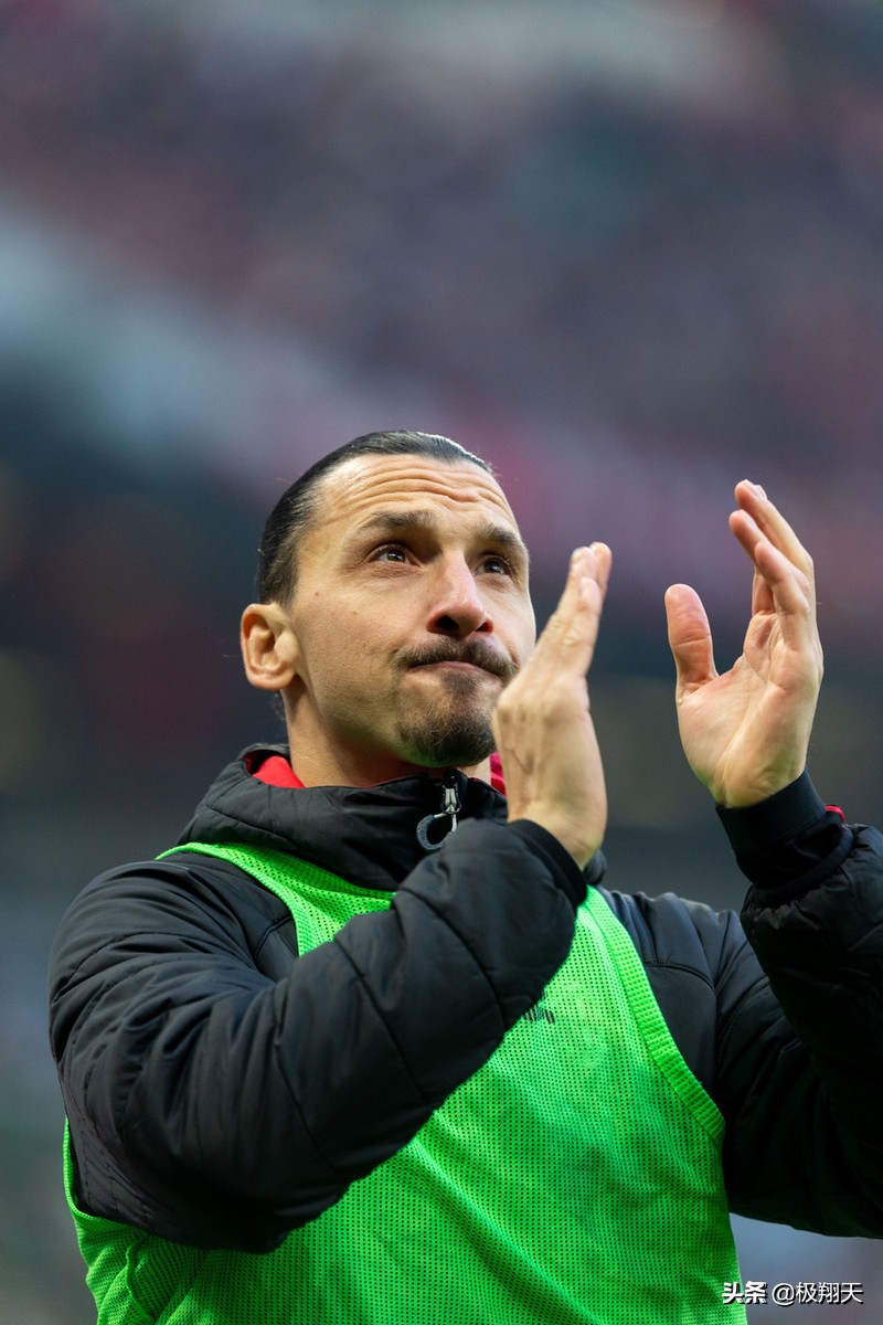 无人防守踢门柱,伊布二次回米兰表现