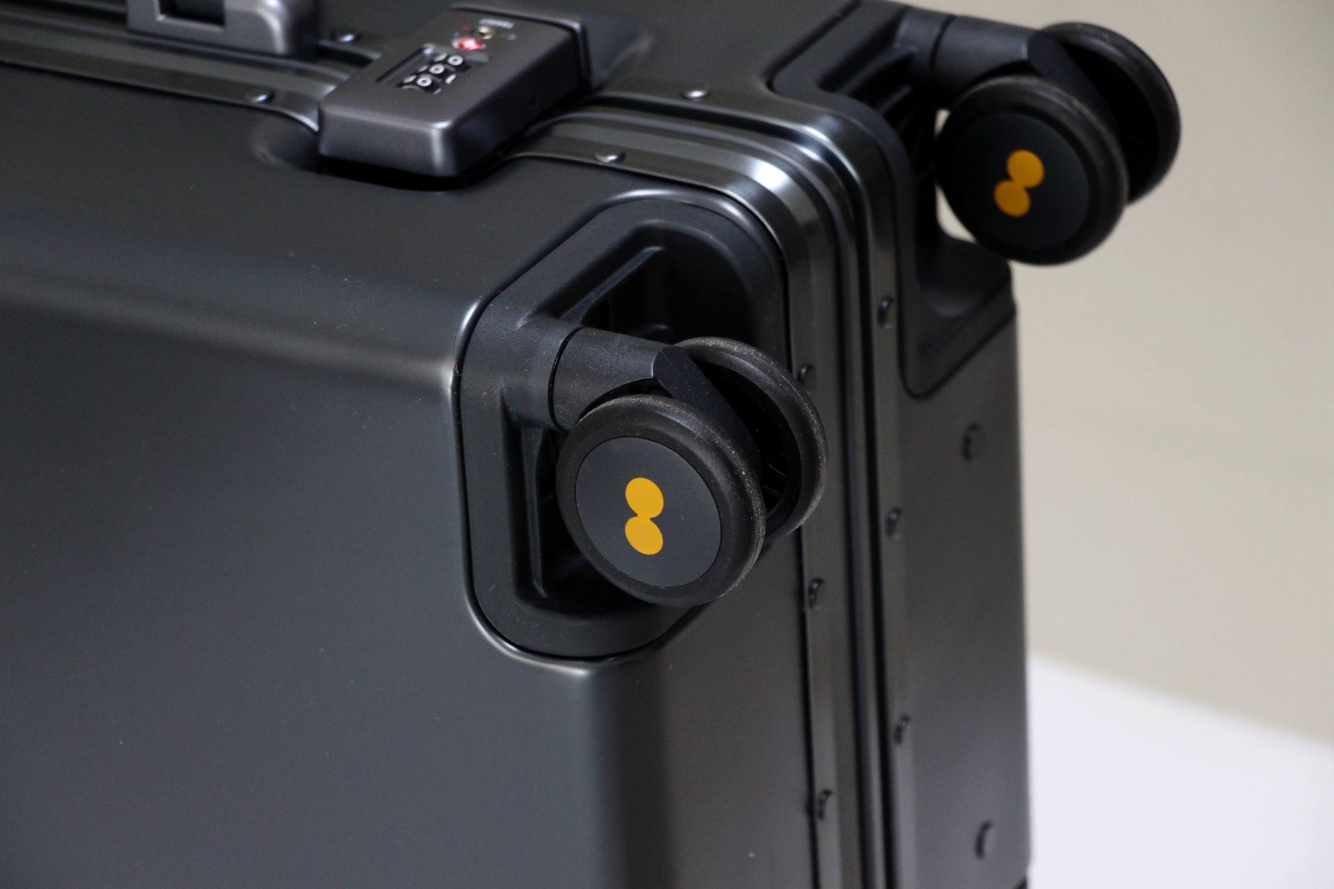 8号地平线旅行箱与小米登机箱,锤子科技地平线8号旅行箱登机箱