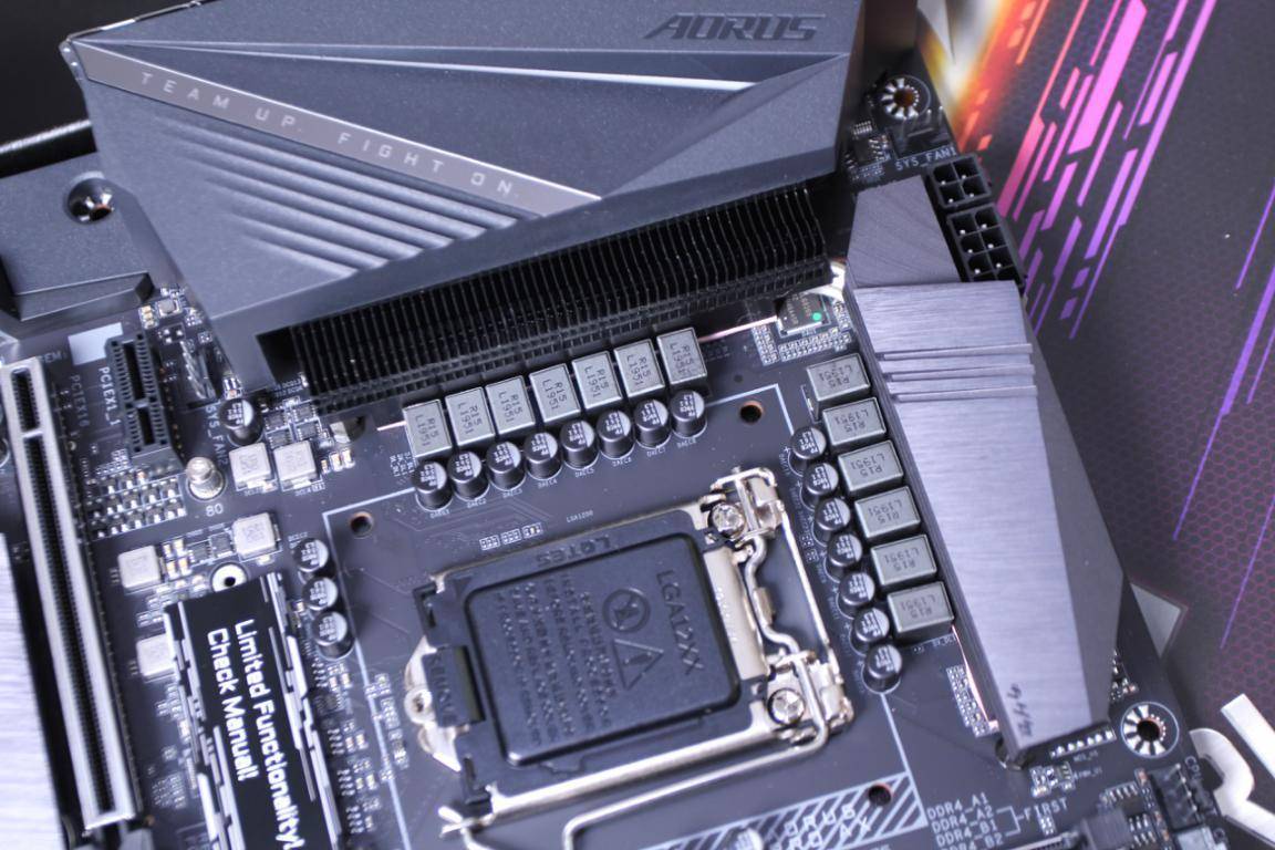 1050ti配技嘉z490aorusproax测评,技嘉z490aorusproaxpcie4.0