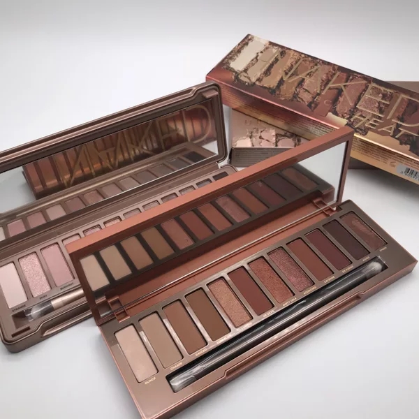 橘朵眼影盘哪个好看,哪个品牌的眼影盘质量好且又好看