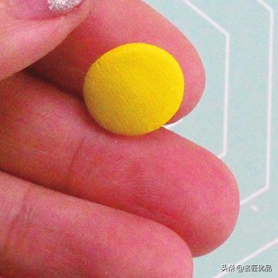 轻黏土可爱又简单的捏法,做一个简单可爱的小萌物用粘土捏