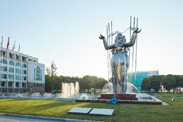 扬子江药业的发展史,扬子江药业集团中药研究院