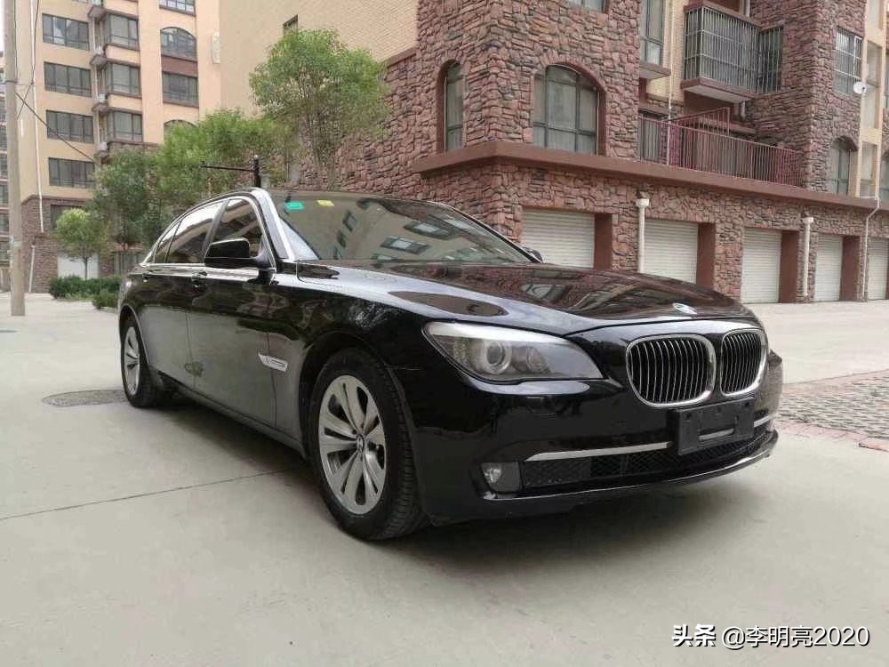 筷子兄弟二人如今谁地位更高,筷子兄弟成名时多大