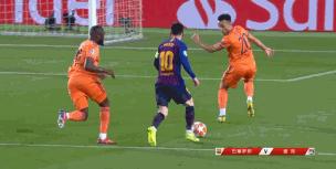 梅西传球助攻名场面,梅西传球上帝视角反应