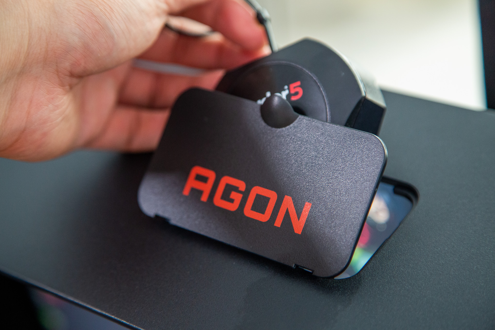 四大金刚接班人——AGON 电竞显示器AG273QG测评