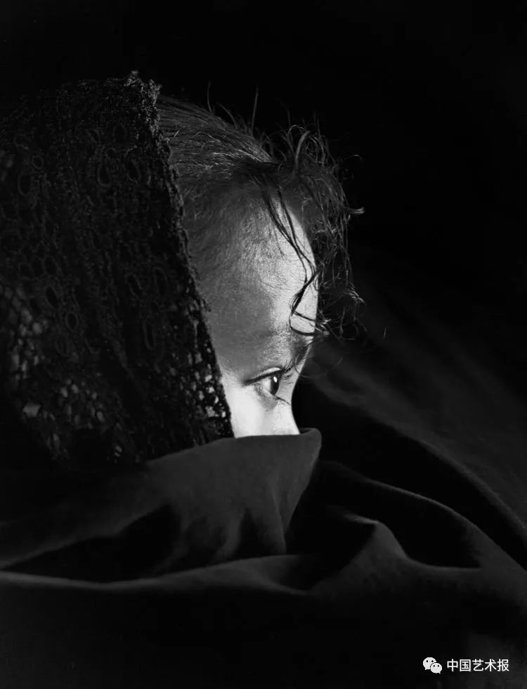 梁达明人物画,梁达明摄影人物