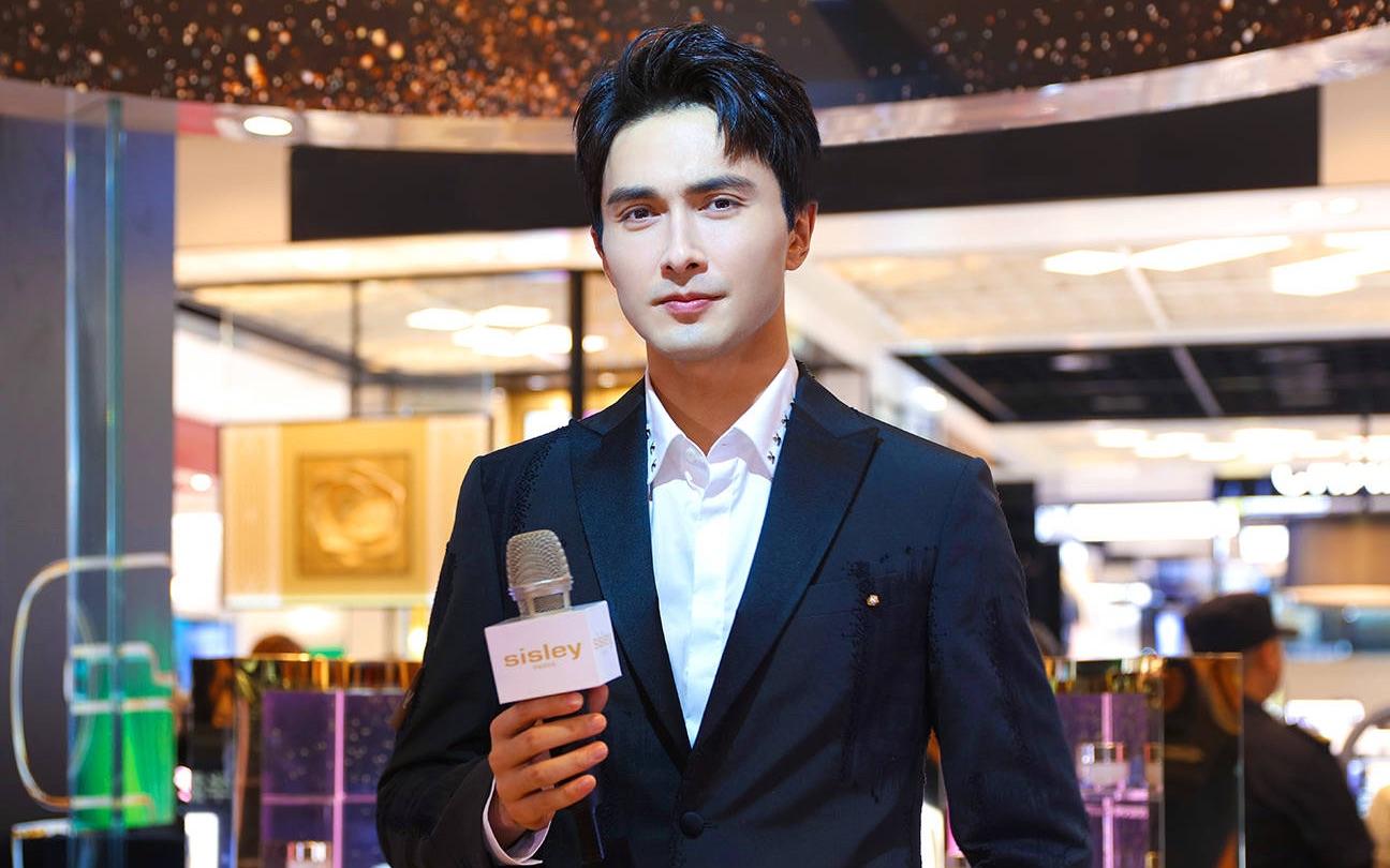 杨幂旗下艺人快递小哥,杨幂签约快递小哥