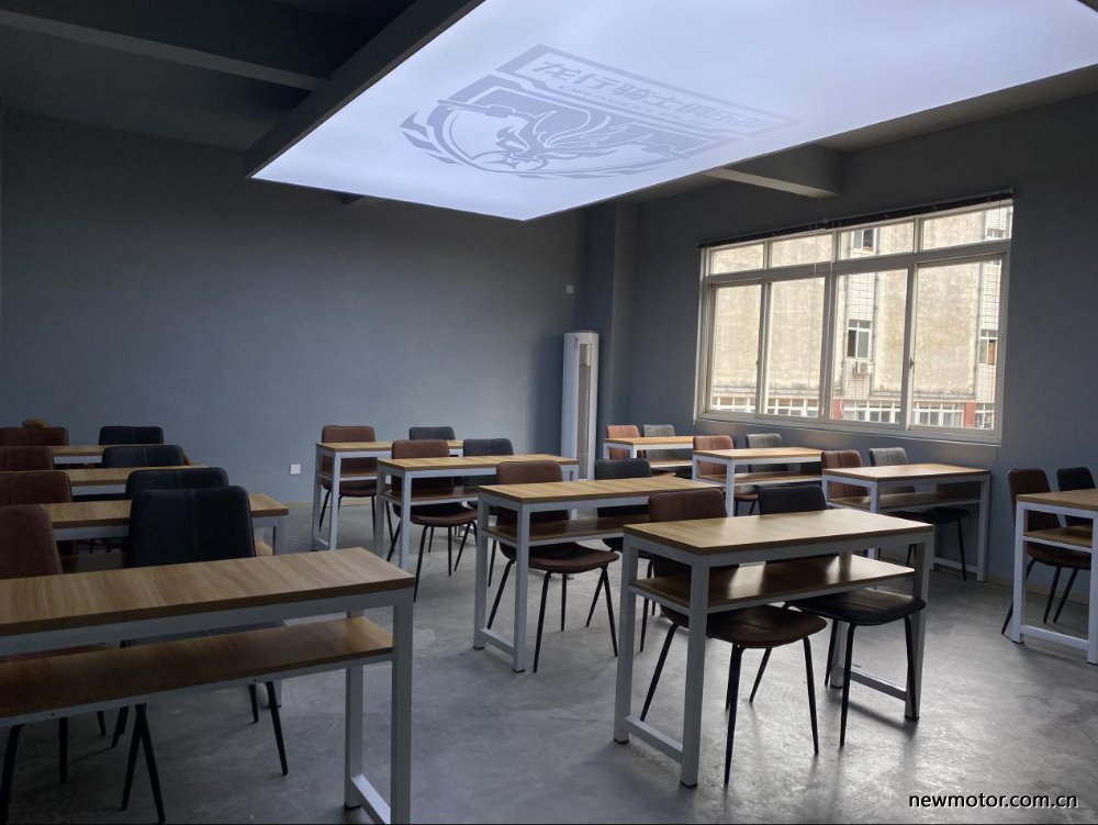 赛科龙哪一款机车好一点,新国潮旗舰店