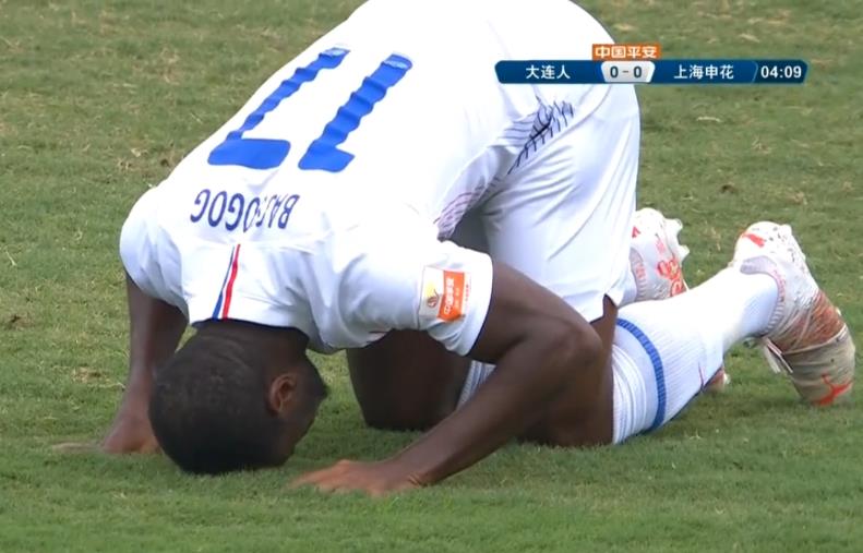 中超最低级丢球,2024赛季中超门将低级失误