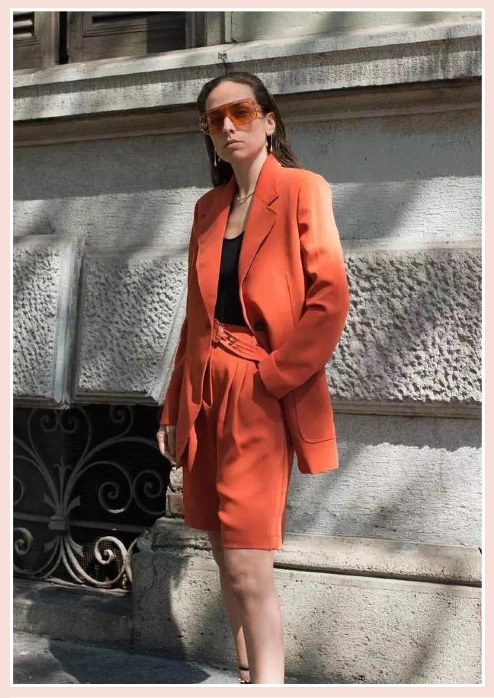 西装配潮流短裤,时尚气质小西装配皮短裤穿搭