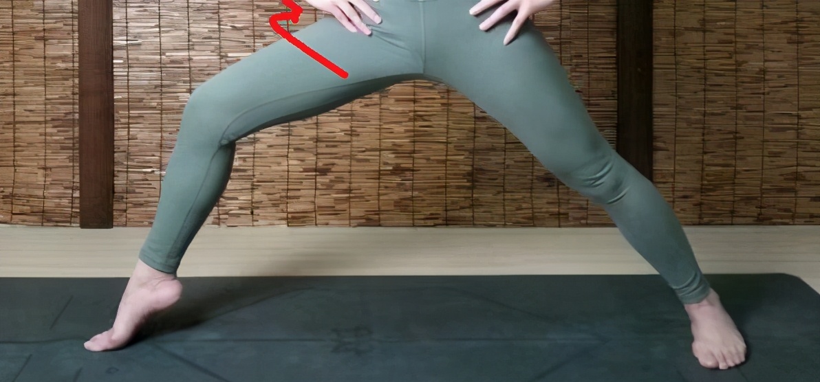 小腿外侧粗改善动作,改善小腿粗的方法站立