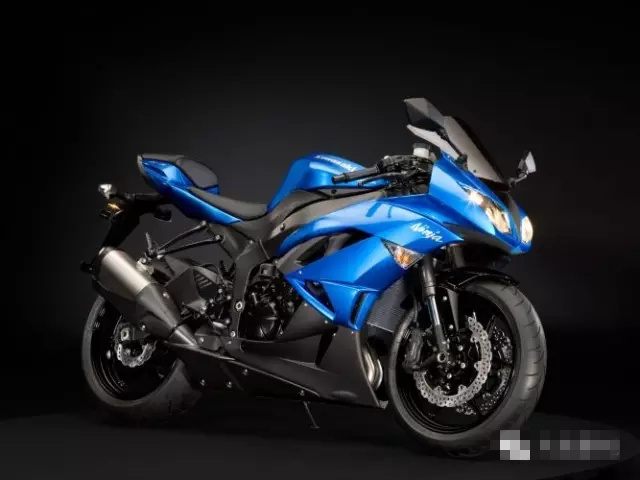 川崎kawasakizx-10r,2004年川崎zx-6r科普