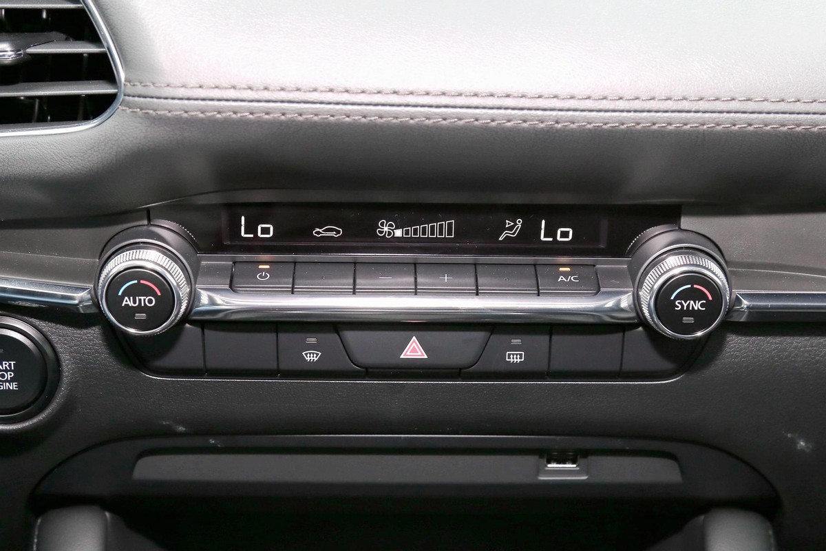 昂克赛拉发动机电脑数据读取,昂克赛拉读取u盘怎么回事