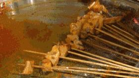 乐山大佛为何不属于石窟,乐山不止有大佛还有美食