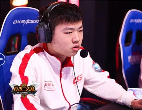 LOL：他曾和UZI齐名，拉黑过PDD，LPL首位5杀先生，如今已无消息