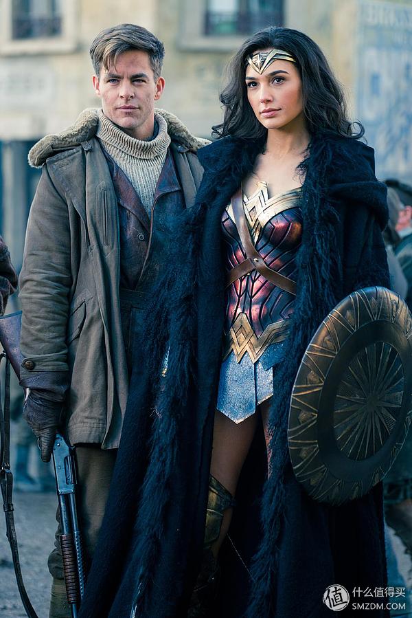 看腻了小鲜肉？《海王》凭肌肉和女神实现口碑逆袭：DC漫改指南