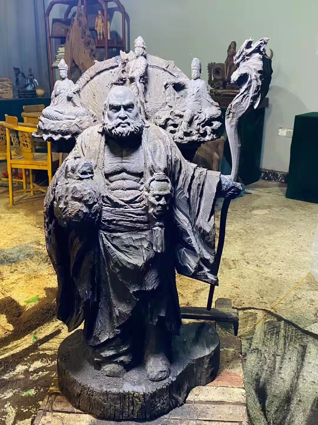 学习根雕一个月能挣多少钱,做生意都以为很赚钱其实没利润