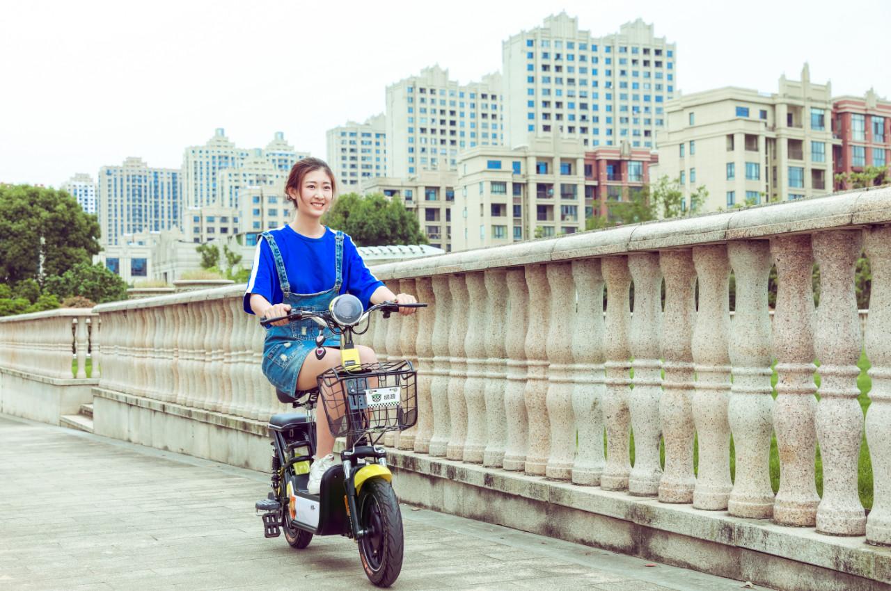 电动车轮胎正常多久补一次,机动车轮胎多久打一次气